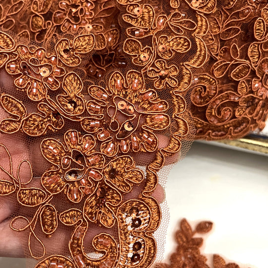 Ribete de encaje con cordón y cuentas bordado en organza 100 % poliéster | Encaje EE. UU.