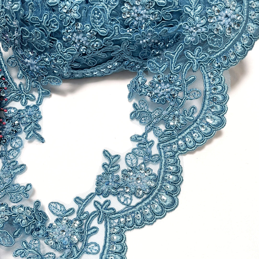 Adorno de encaje floral con cordón y cuentas bordado en malla de red 100 % poliéster | Encaje EE. UU.