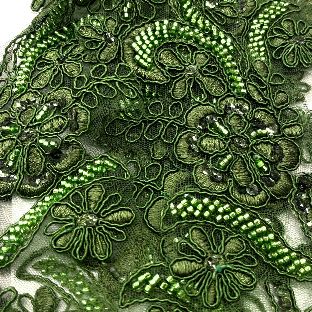 Aplique de encaje floral con cordón y cuentas bordado en organza 100 % poliéster | Encaje EE. UU.