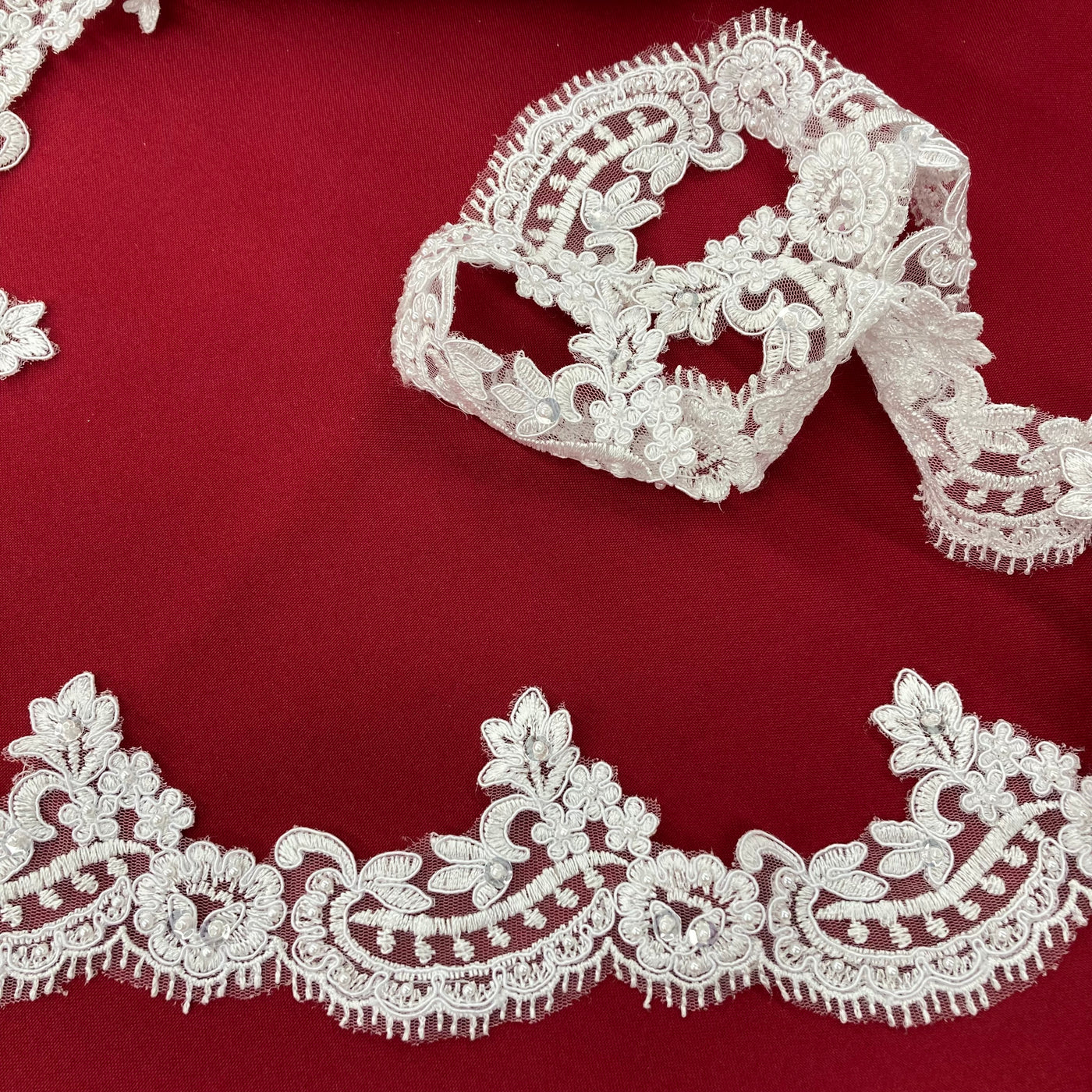 Corded, Beaded & Embroidered Trimming. Lace USA