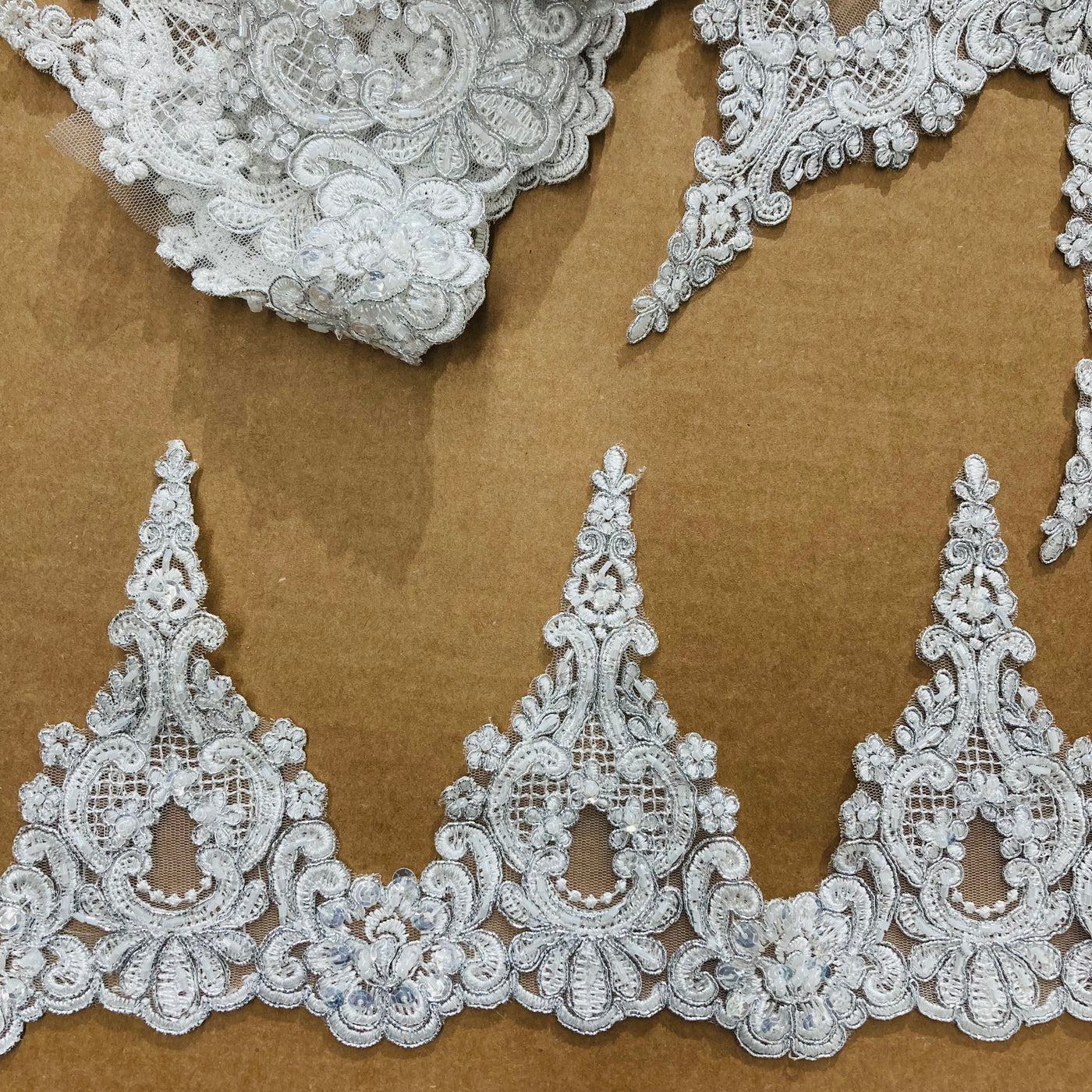 Corded, Beaded & Embroidered Trimming. Lace USA